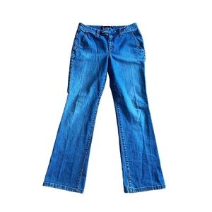 Gloria Vanderbilt straight flare light wash 8 classic jeans Y2K